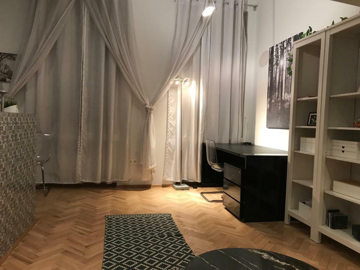 Elegant Apartman *